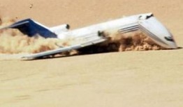 飞机坠机爆料视频真实事件,揭秘飞机坠机爆料视频背后的真实事件